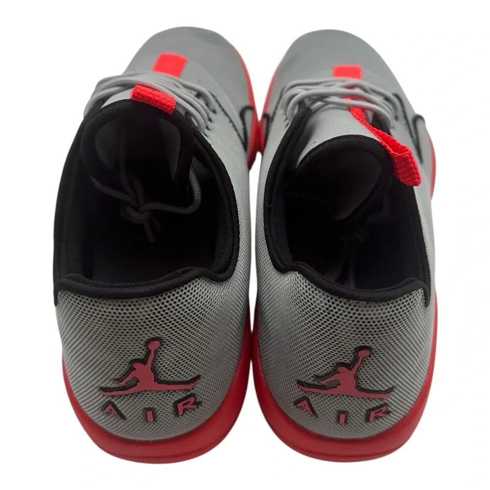 Jordan air eclipse